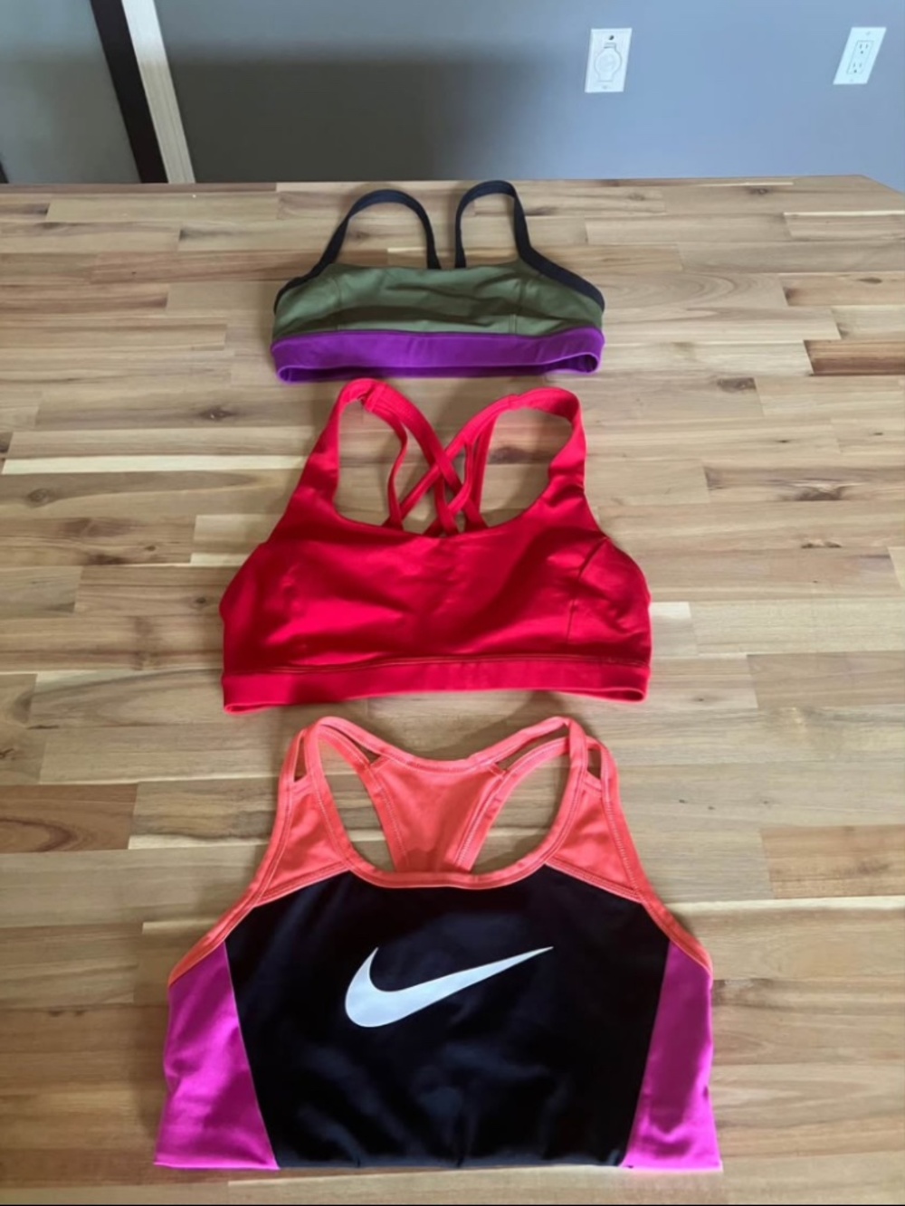 Bundle of 3 Sports Bras – Nike & Lululemon | Size Small